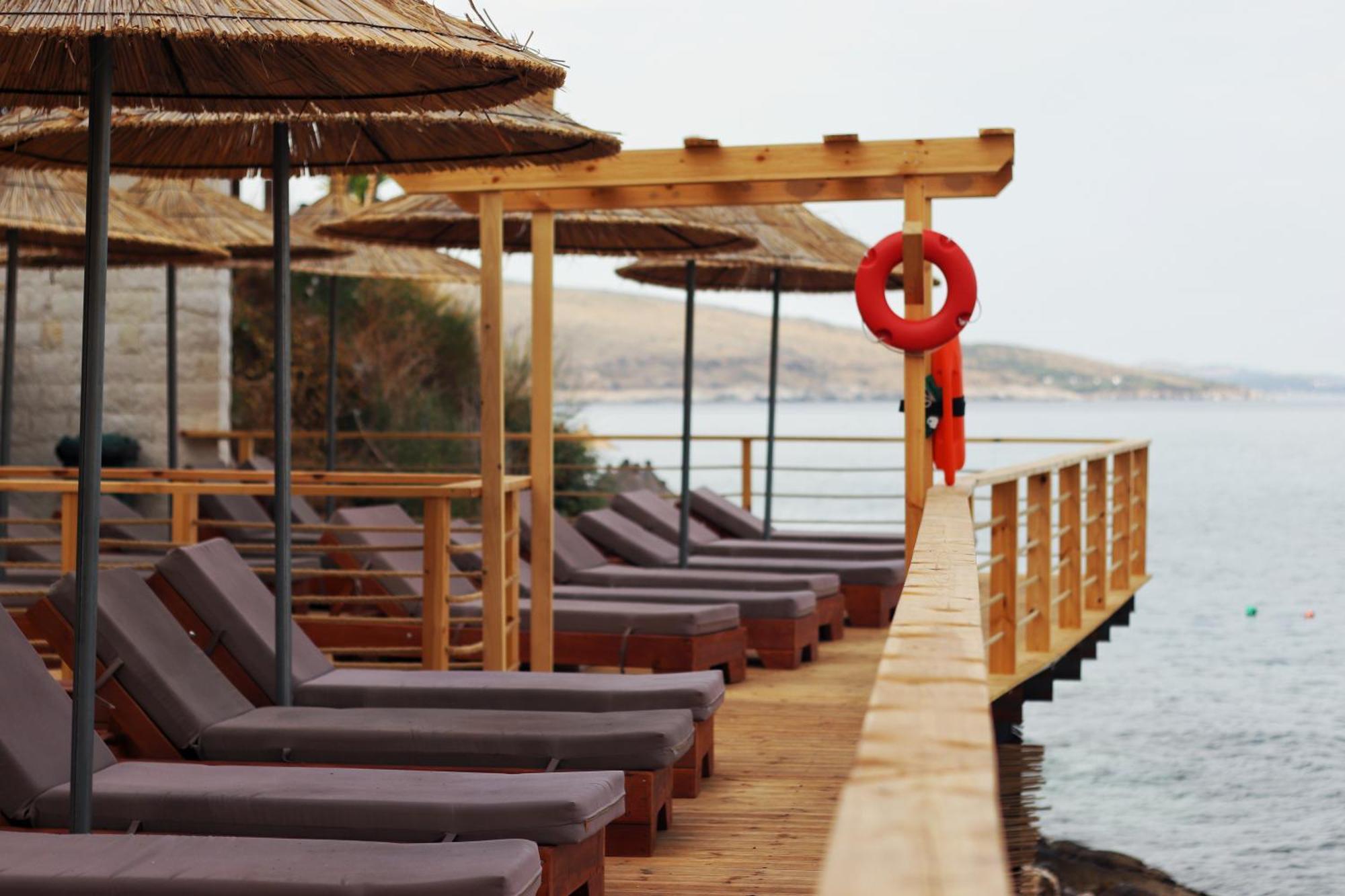 סרנדה Golden Beach Suites מראה חיצוני תמונה